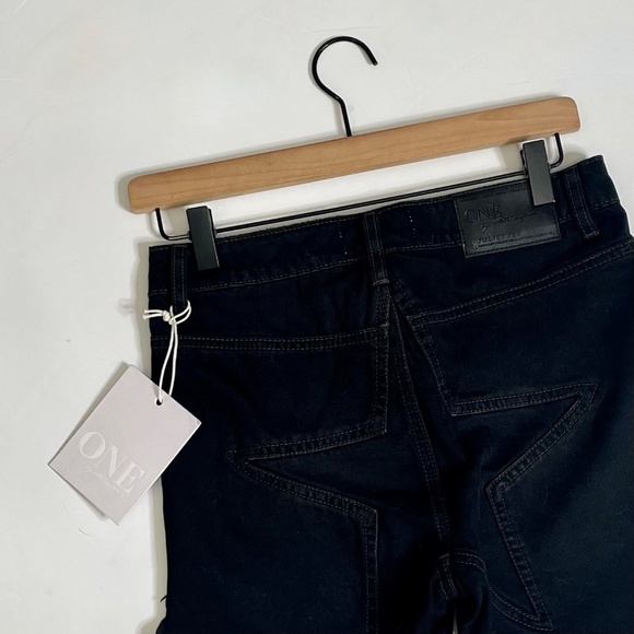NWT!! ONE x ONE TEASPOON Black Van Juliettes Denim Cut Off Shorts Size 27 - Picture 11 of 16
